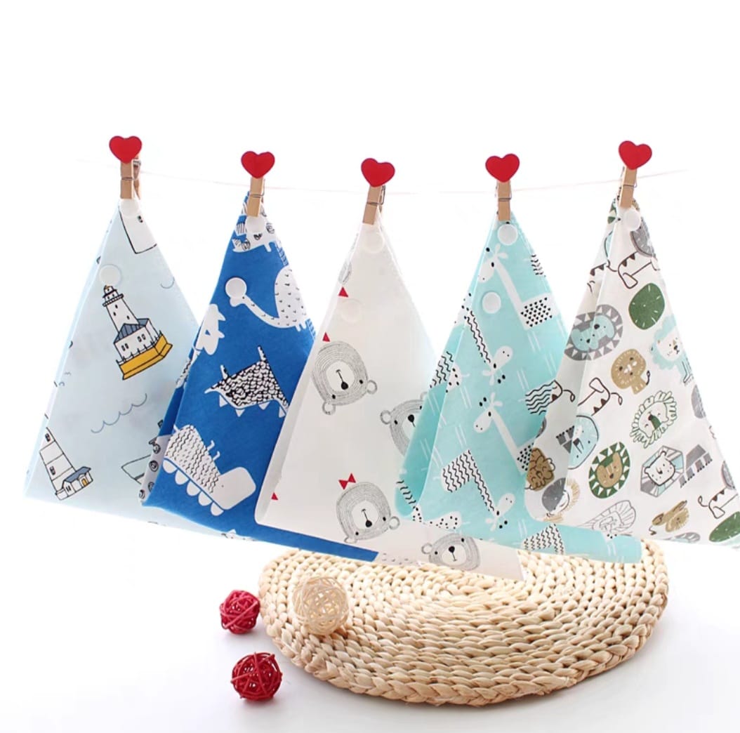 Emmanuel Triangle Bib 5pcs